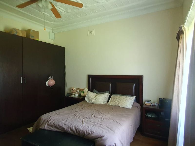 Big Garden Dreams, Warm Fires & Everyday Convenience - Photo 8