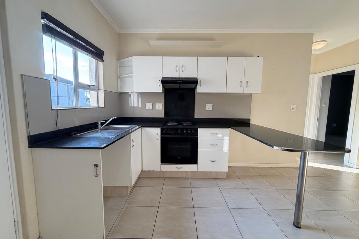 Stylish 2-Bedroom Apartment in Manor Mews - Photo 4