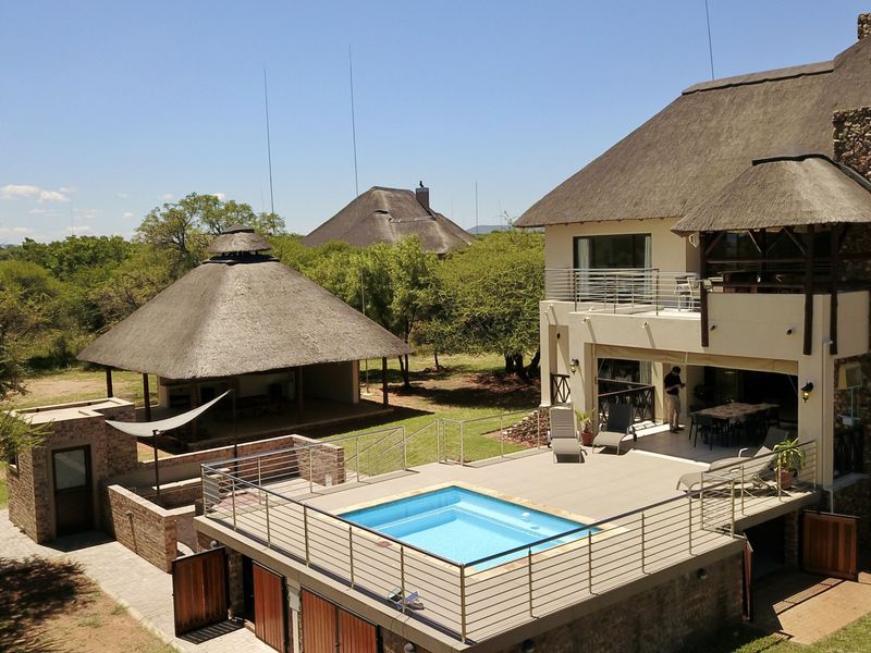 Luxury Bushveld Retreat with Panoramic Waterberg Views in Zebula Golf Estate - Photo 3