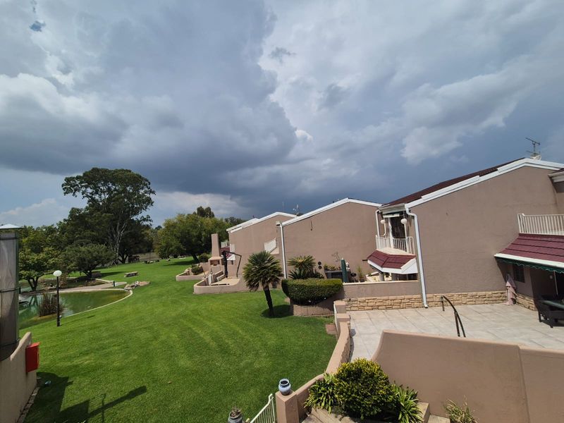 !GOLF ESTATE PARADISE! - Photo 8