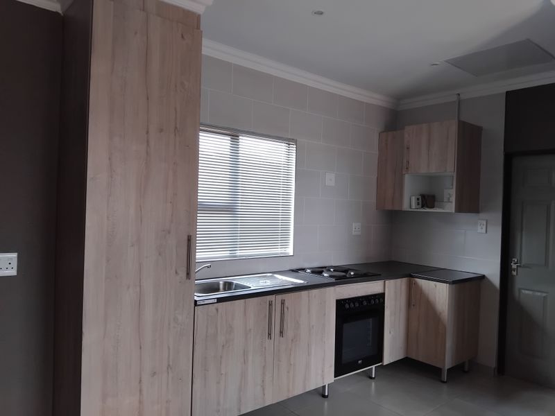 Modern Spacious Apartment for Rental - Photo 4