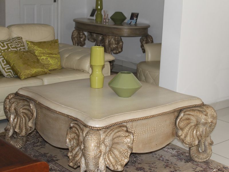 With loads of light and the beautiful view of the Magalies Mountain Range - Photo 9