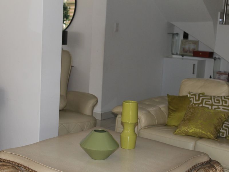 With loads of light and the beautiful view of the Magalies Mountain Range - Photo 8