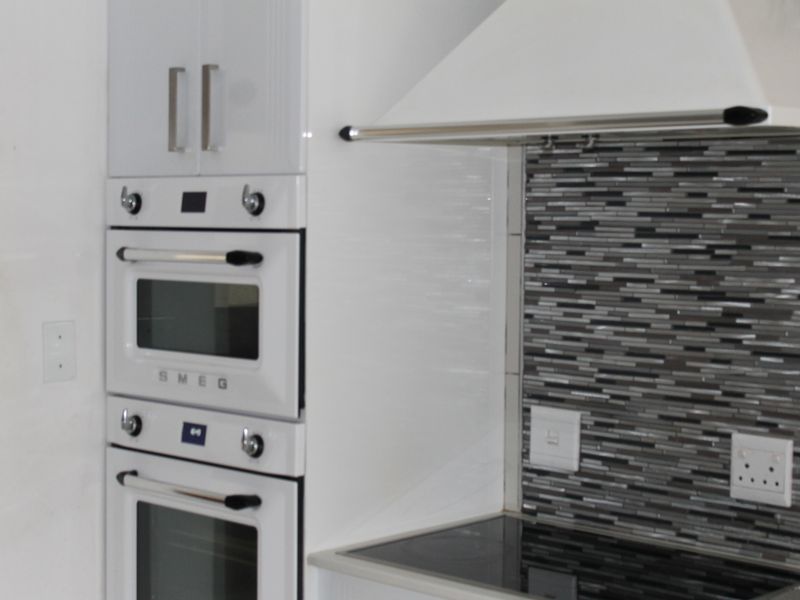 With loads of light and the beautiful view of the Magalies Mountain Range - Photo 3