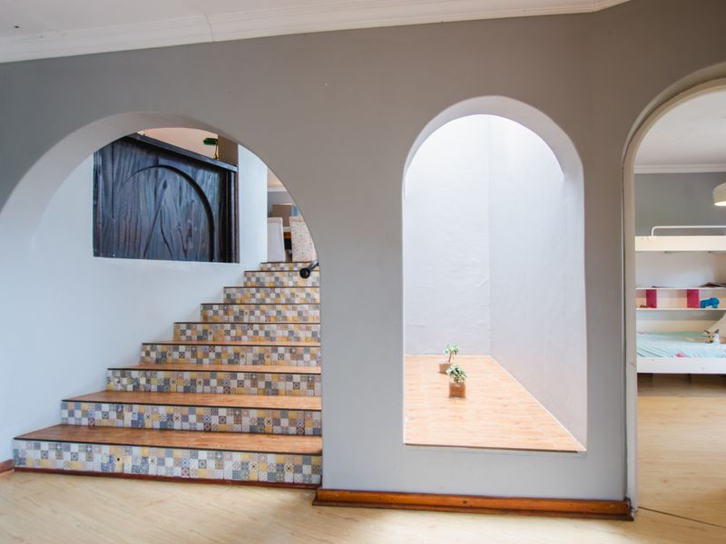 5 Bed Family Home Faerie Glen - Photo 10