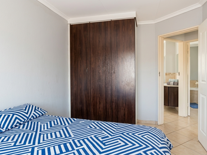 riced to Sell Fast – Secure 2 Bedroom Starter Home in Olievenhoutbos - Photo 9