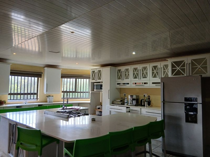 A Rare 1-Hectare Luxury Estate Offering Scale, Security & Sophisticated Living - Photo 10