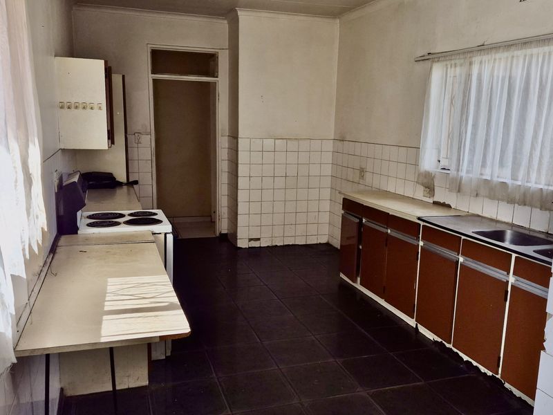 Family house in Die Heuwel ext 4 - Photo 10