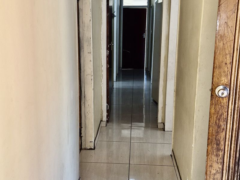 Family house in Die Heuwel ext 4 - Photo 6