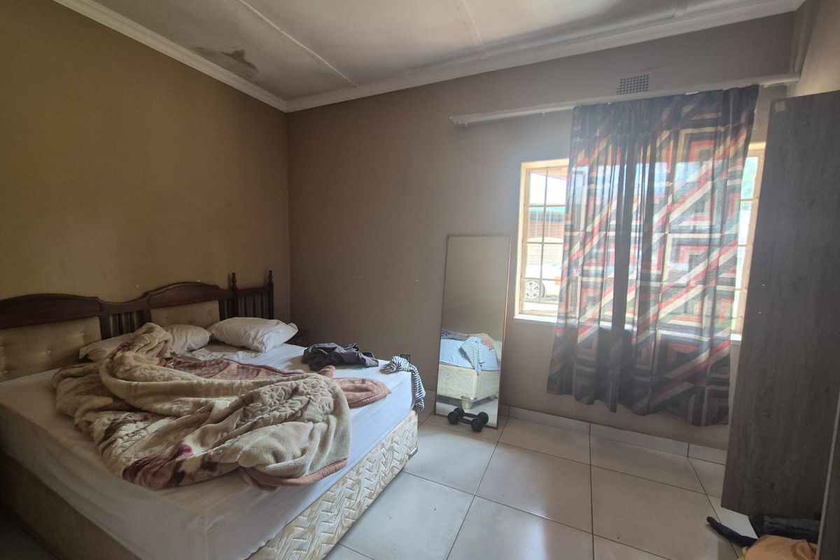 !New Investment for a Property! - Photo 2