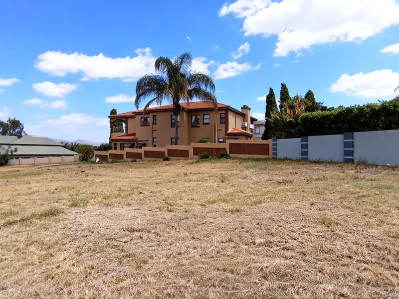 Spacious Kosmos Ridge Stand – Dam Views, Plans & Buyer Benefits - Photo 6