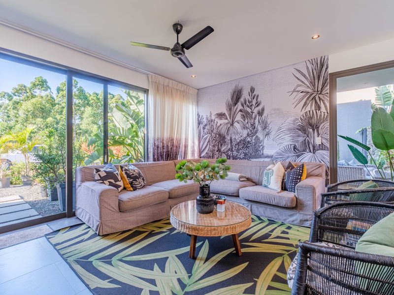 Modern 4-Bedroom Forest-Facing Townhouse for Sale in Elaleni Lifestyle Estate, Ballito - Photo 10