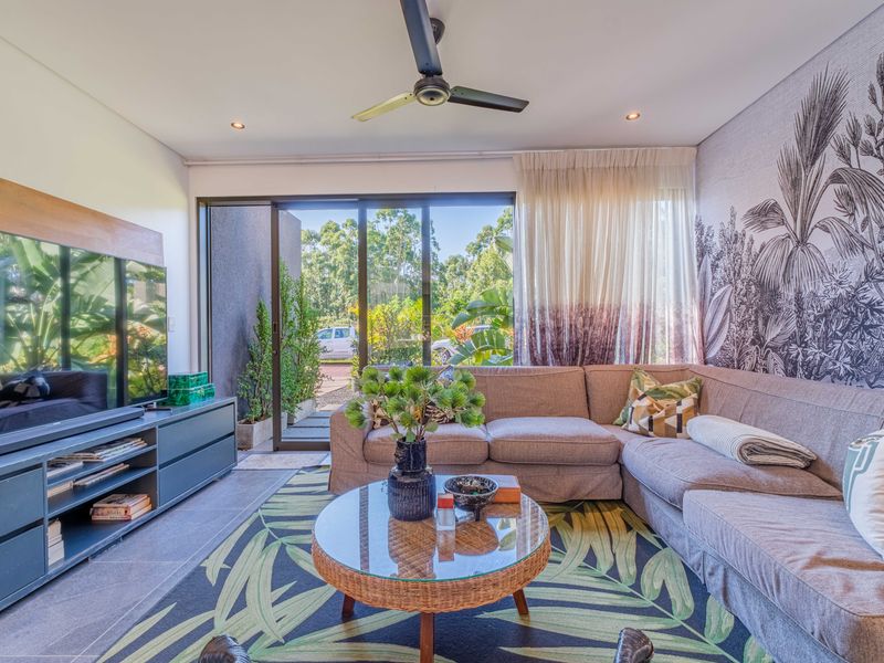 Modern 4-Bedroom Forest-Facing Townhouse for Sale in Elaleni Lifestyle Estate, Ballito - Photo 9