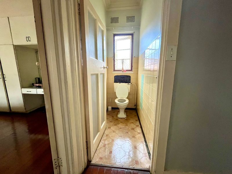 Stunning 3-Bedroom Home Offering Space and Comfort - Photo 10