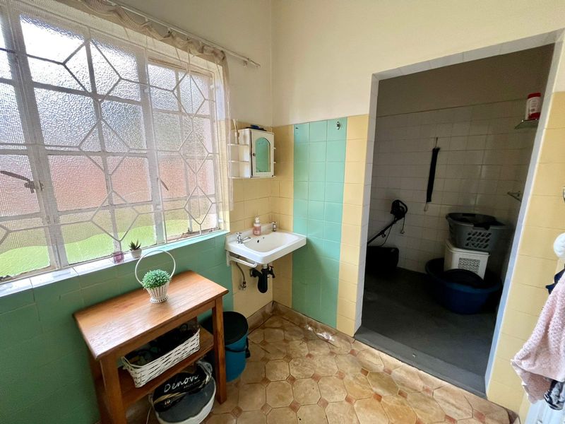 Stunning 3-Bedroom Home Offering Space and Comfort - Photo 6