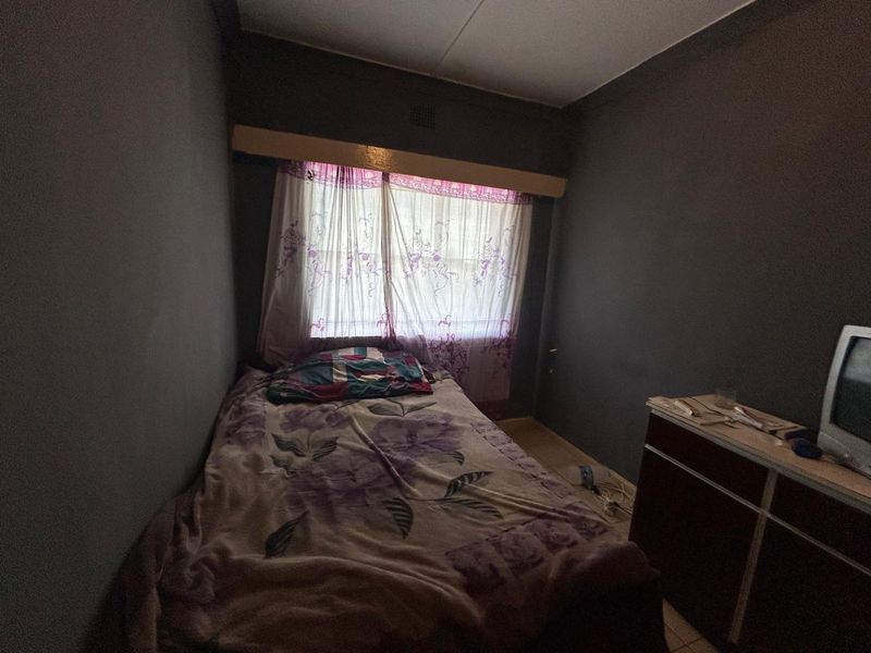 2 Bedroom upstairs apartment in Boksburg, Cason - Photo 7