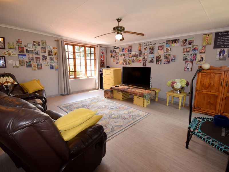 Absolute Gem For Sale - Photo 10