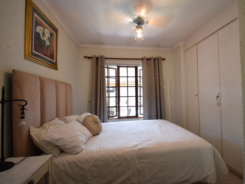 Absolute Gem For Sale - Photo 8