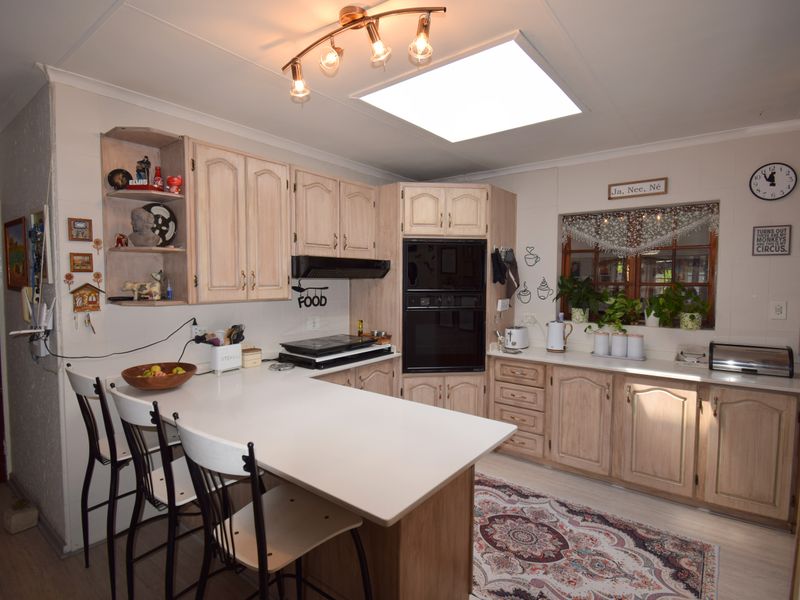 Absolute Gem For Sale - Photo 4