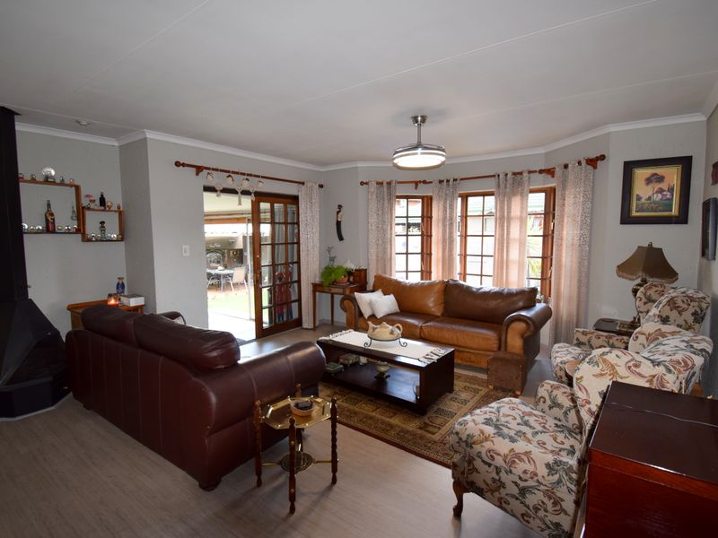 Absolute Gem For Sale - Photo 2