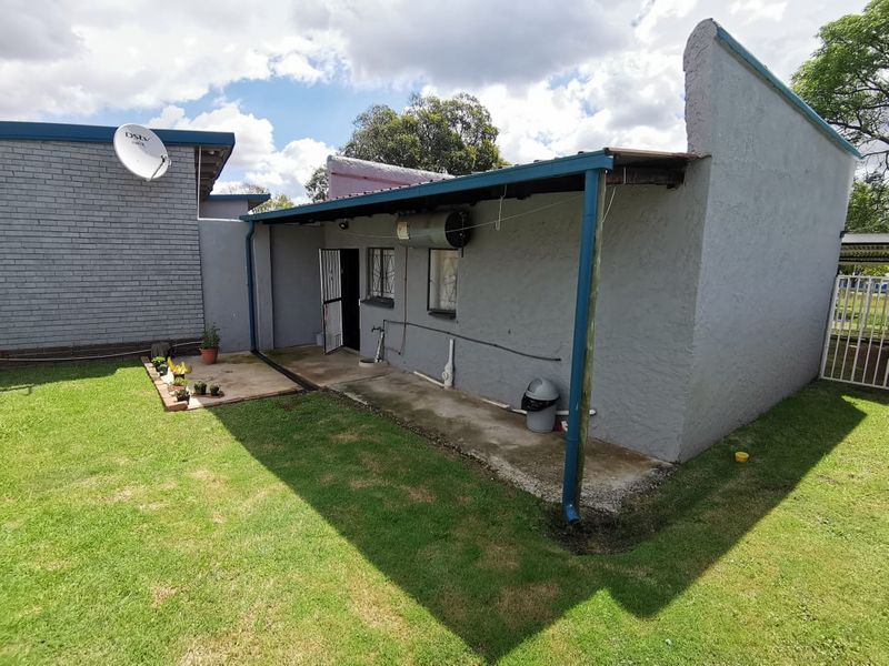 Dual Residence Property for Sale in Brenthurst - Photo 3