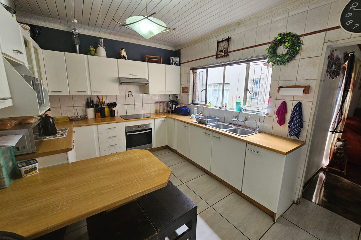 STUNNING OFF-THE-GRID HOME FOR SALE IN SE6 VANDERBIJLPARK! - Photo 4