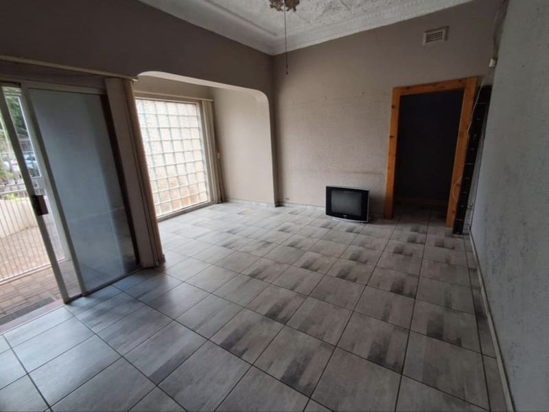 Charming House for sale in Brenthurst - Photo 3