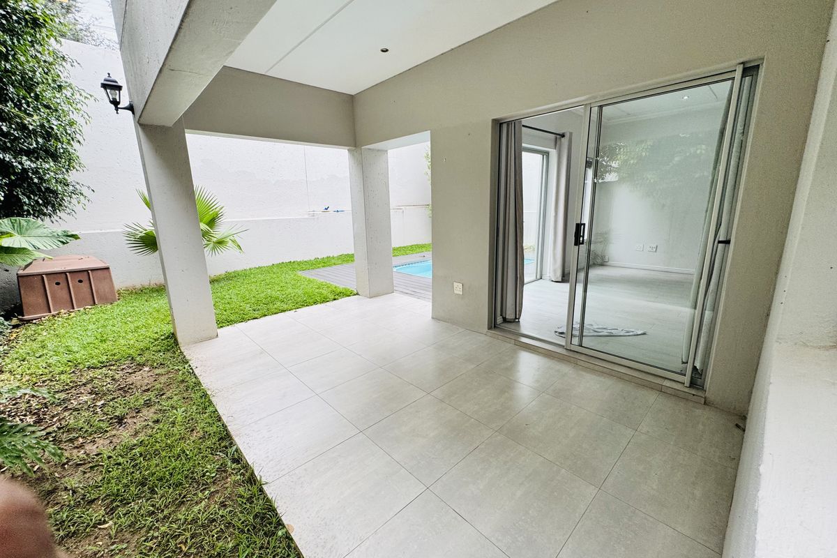 Modern 2 Bedroom Duplex in Secure Craigavon Estate - Photo 5