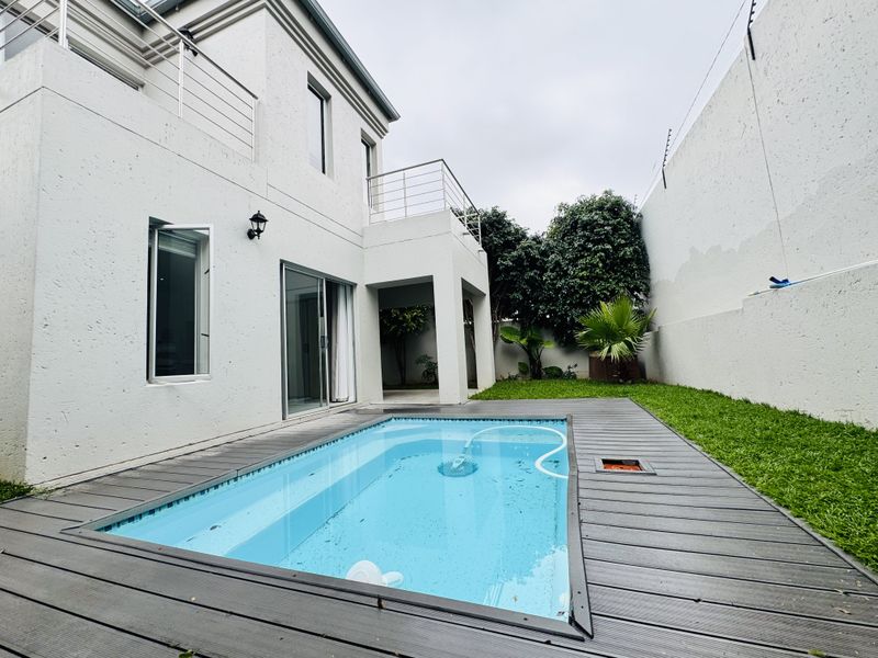 Modern 2 Bedroom Duplex in Secure Craigavon Estate - Photo 3