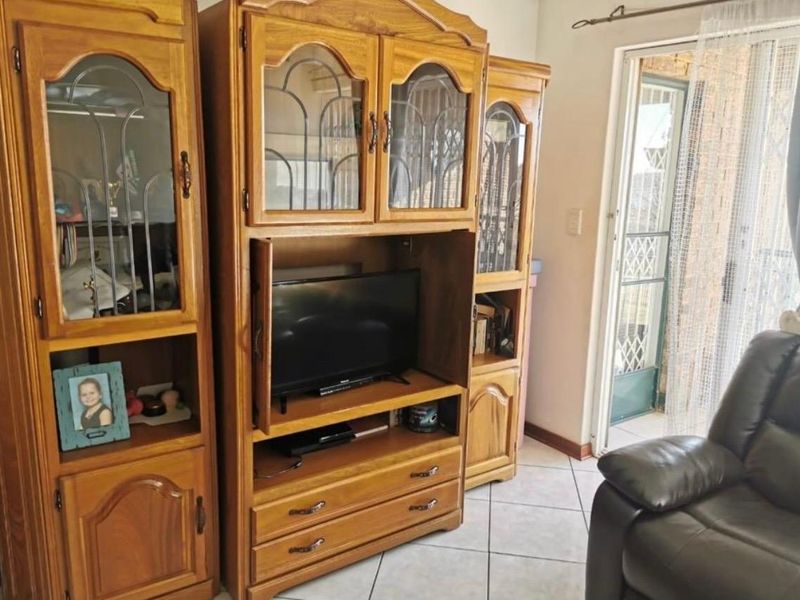 2 Bedroom Apartment To Rent in Brakpan Central - Photo 3