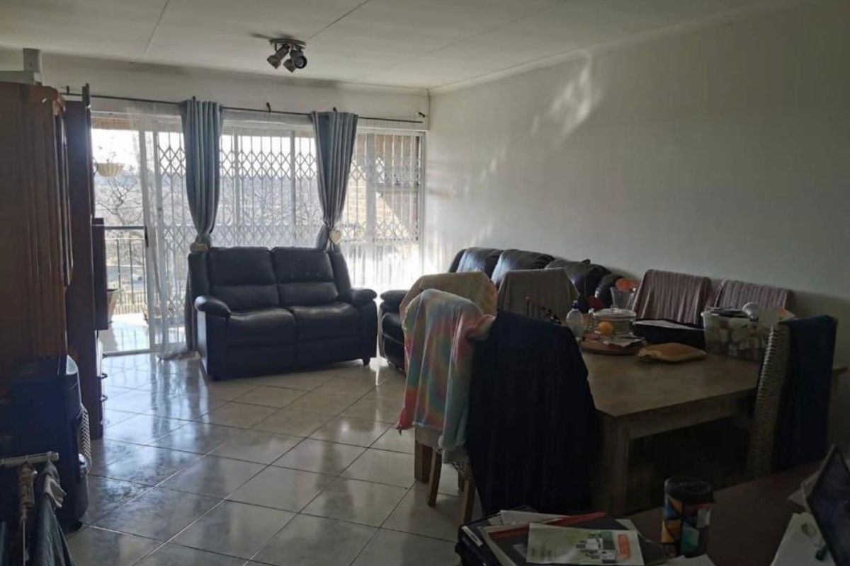 2 Bedroom Apartment To Rent in Brakpan Central - Photo 4