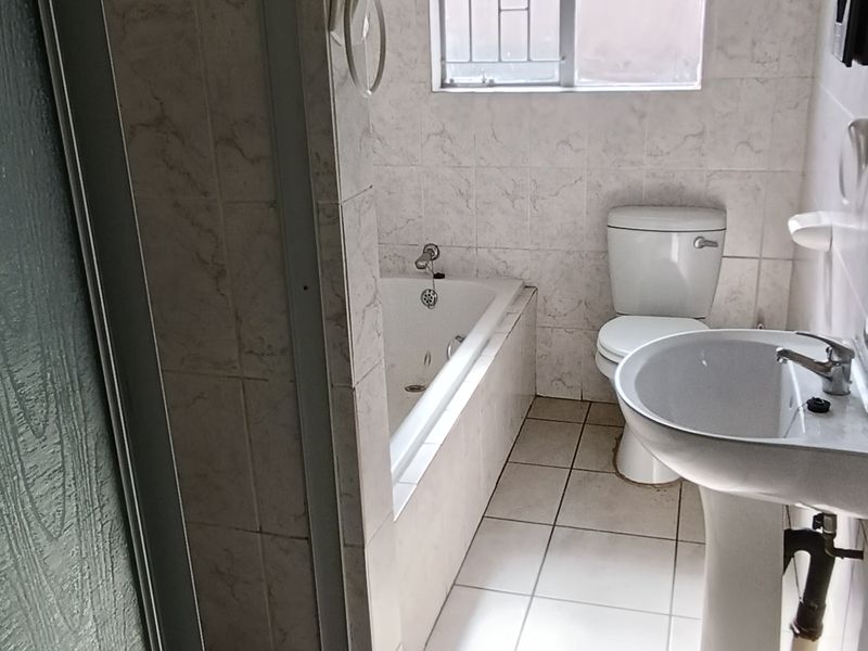 Perfect 2 bedroom townhouse! - Photo 9