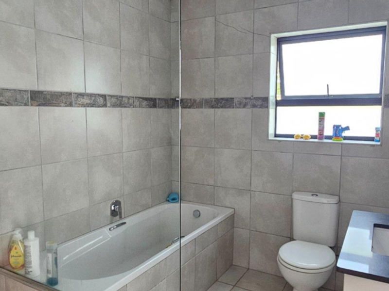 Modern home near Blue Flag beaches - Photo 6