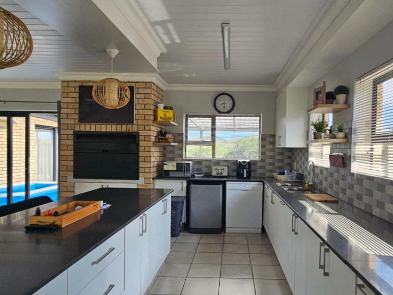 Modern home near Blue Flag beaches - Photo 4