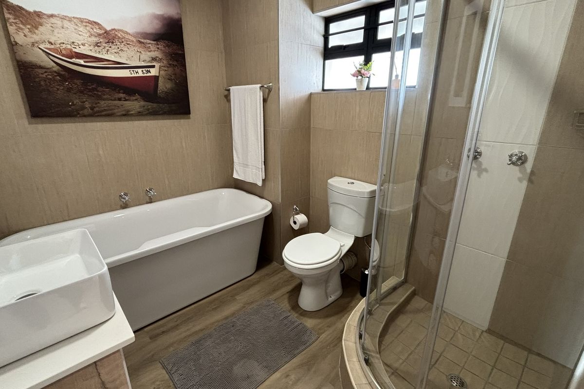 FAMILY HOME 3BED 2BATH UNIT FOR SALE!! - Photo 3