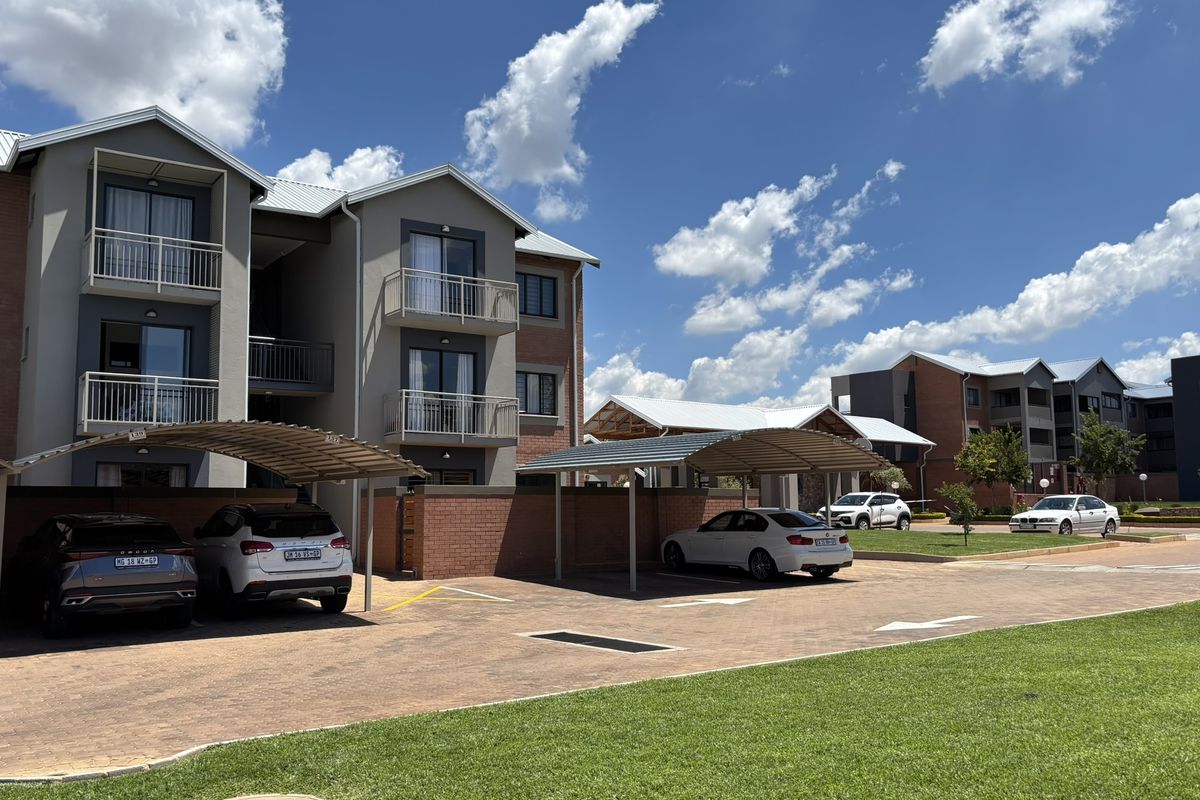 FAMILY HOME 3BED 2BATH UNIT FOR SALE!! - Photo 2