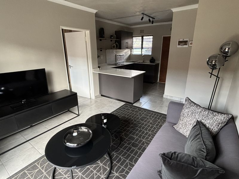 LOVELY 2 BED 2 BATH FAMILY APARTMENT ON OFFER! - Photo 8