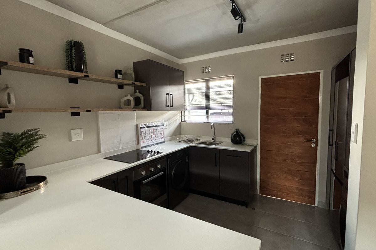 LOVELY 2 BED 2 BATH FAMILY APARTMENT ON OFFER! - Photo 2