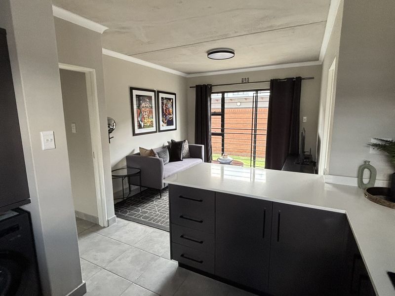 LOVELY 2 BED 2 BATH FAMILY APARTMENT ON OFFER! - Photo 4