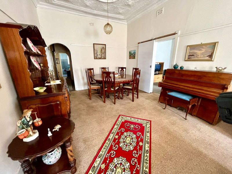 Charming 3-Bedroom Home - Photo 6