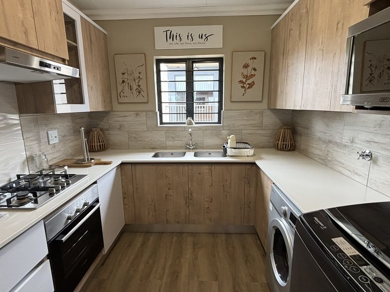 3 BEDROOM, 2 BATHROOM BRAND NEW HOME FOR SALE! - Photo 4