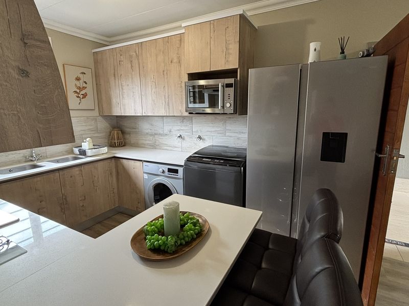 3 BEDROOM, 2 BATHROOM BRAND NEW HOME FOR SALE! - Photo 8