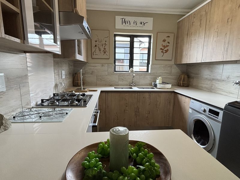 3 BEDROOM, 2 BATHROOM BRAND NEW HOME FOR SALE! - Photo 7