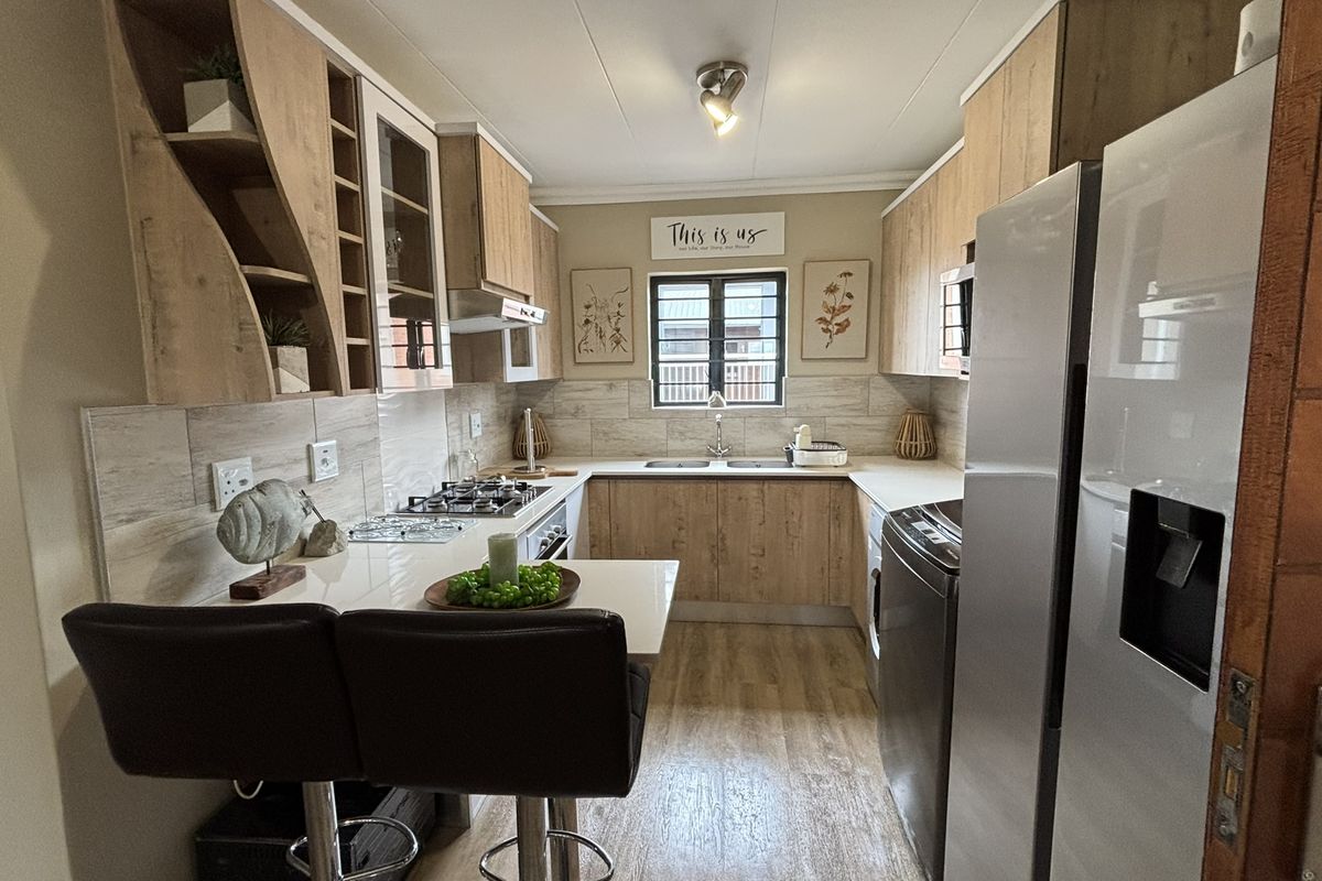 3 BEDROOM, 2 BATHROOM BRAND NEW HOME FOR SALE! - Photo 3