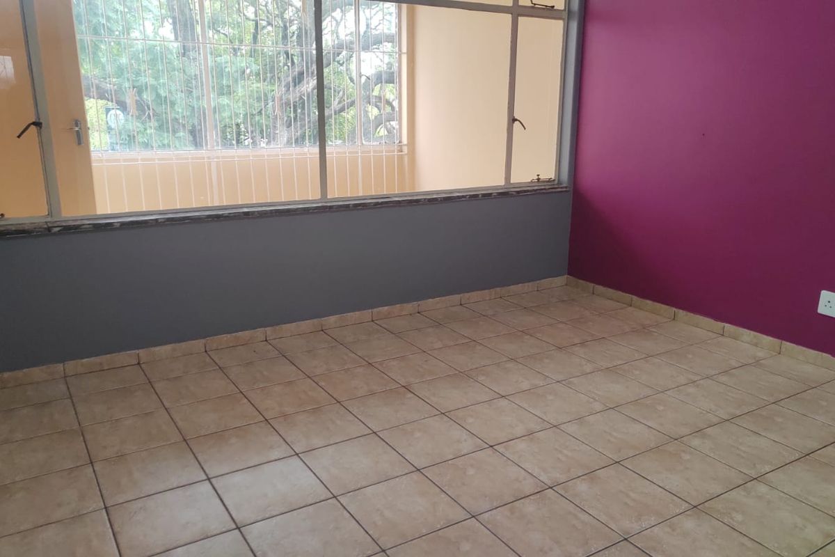 3 Bedroom flat In Benoni Central - Photo 2