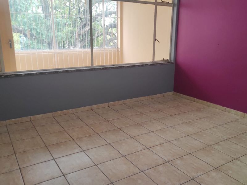 3 Bedroom flat In Benoni Central - Photo 2