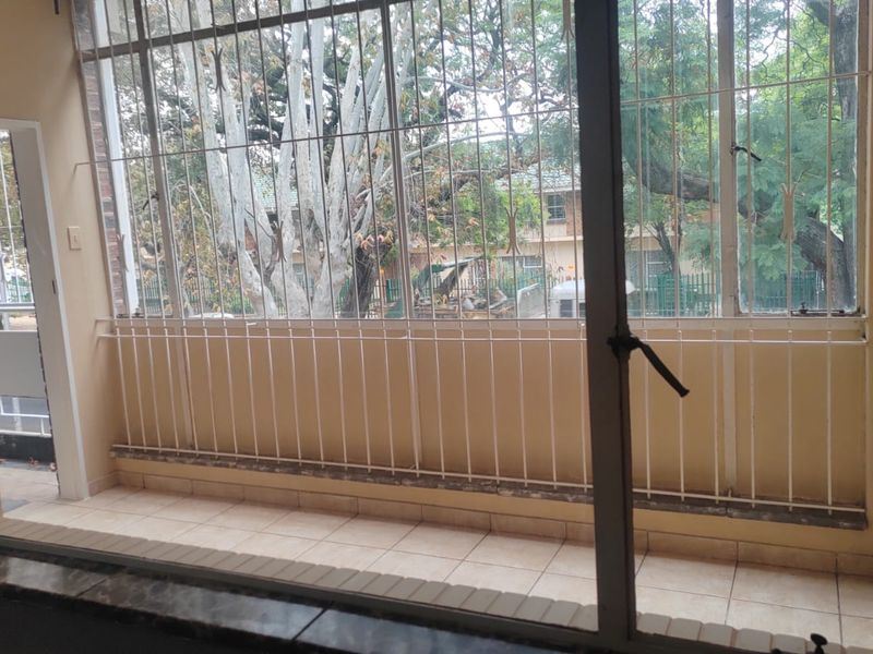 3 Bedroom flat In Benoni Central - Photo 4