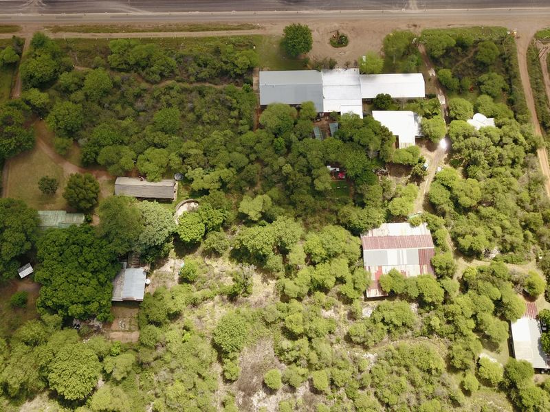 Rare Multi-Use Estate with Massive Commercial Footprint & 5 Residences - Photo 10