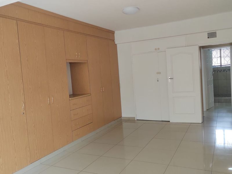 2 Spacious Bedroom Flat in Benoni Central - Photo 6