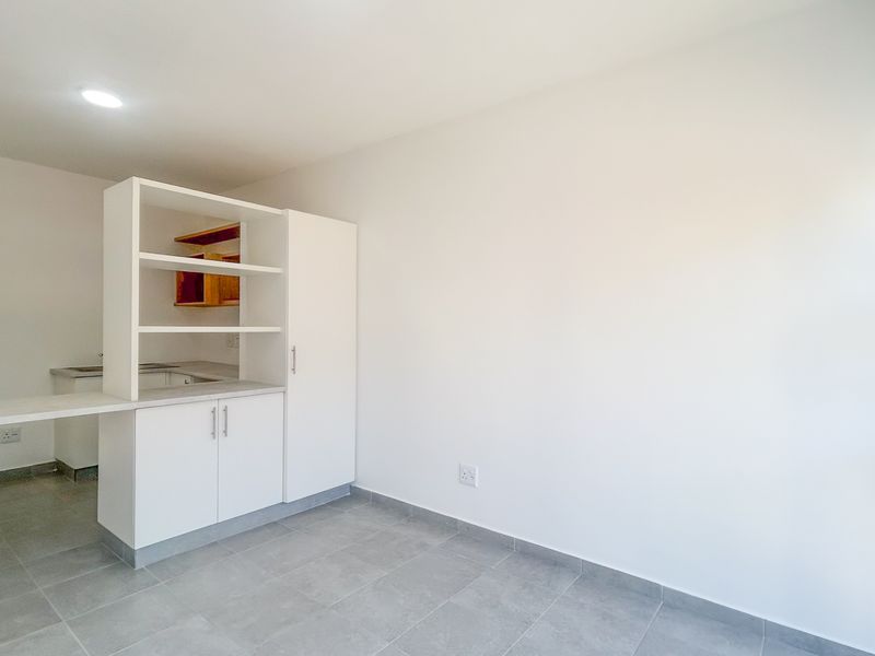 Furnished Studio Apartment | Prime Resale Opportunity in Sheffield Hills - Photo 8